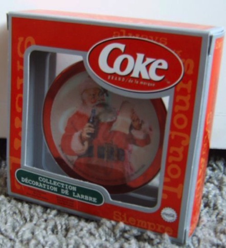 4513-4 € 4,00 coca cola ornament dop kerstman leest brief